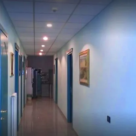 公寓 Guesthost - Modern Near The Station!