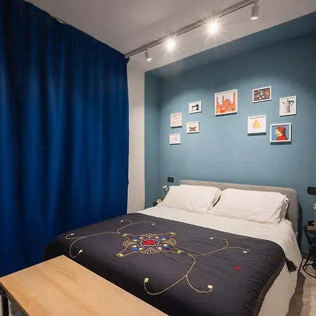 Guesthost - Modern Near The Station! * Bolonia