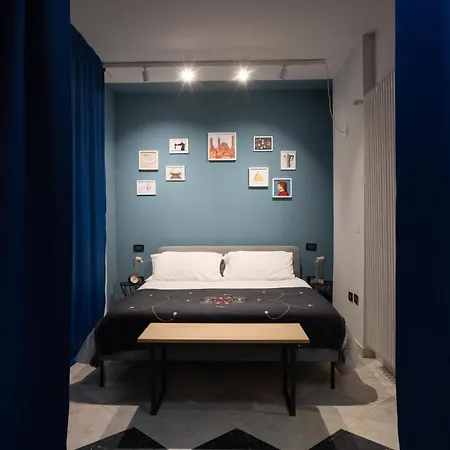 Guesthost - Modern Near The Station! *