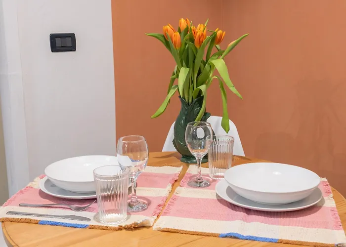 Guesthost - Modern Near The Station! Appartement